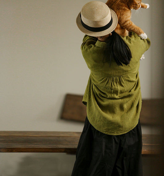 edoa Loose Linen Shirt with Gathered Pocket