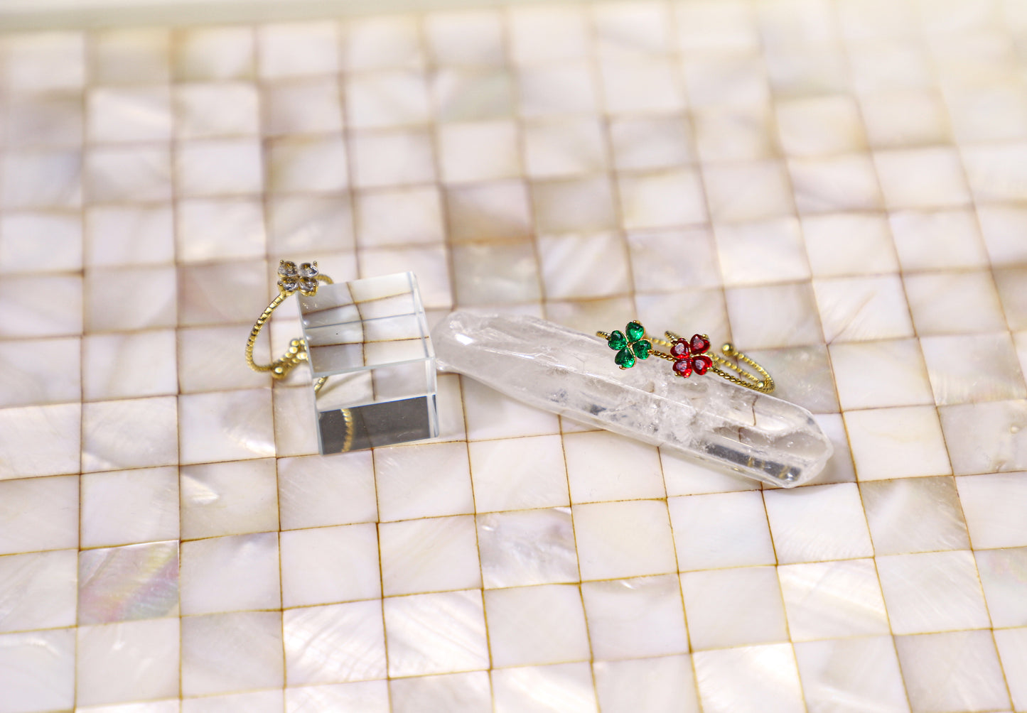 Heart clover birthstone ring