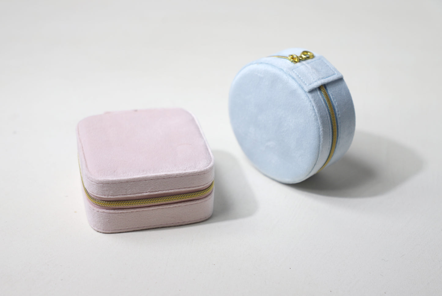 Round Velvet Jewelry Box