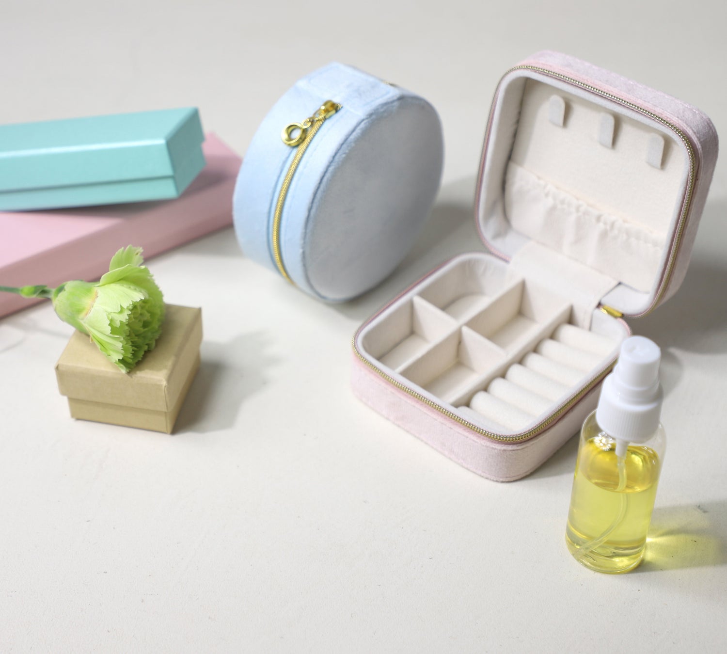 Jewelry box