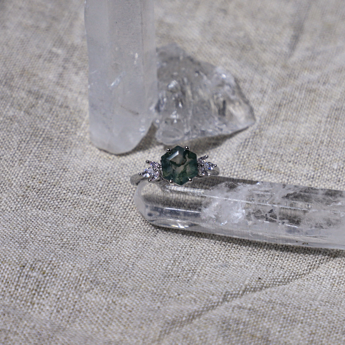 edoa Hexagonal Natural Moss Agate Ring