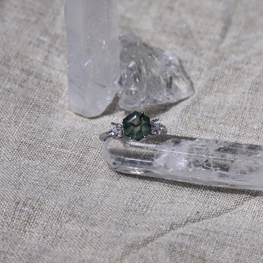 edoa Hexagonal Natural Moss Agate Ring