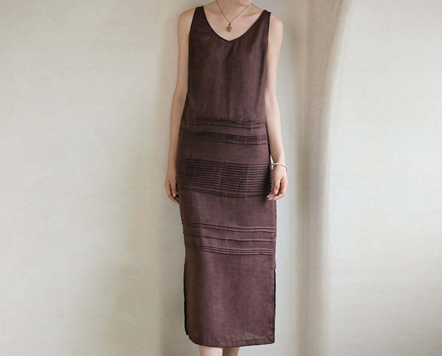 edoa Pintucked Ramie V-neck Sleeveless Dress