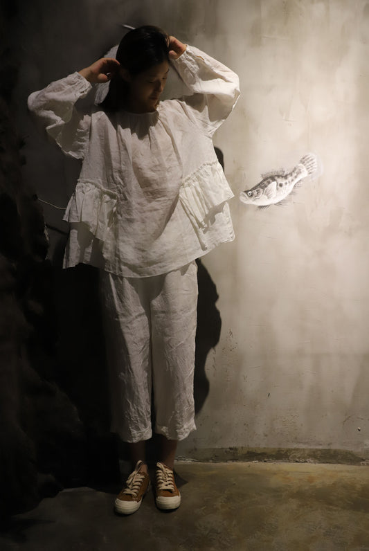 edoa White French Linen 2-way Ruffle Poem Tunic