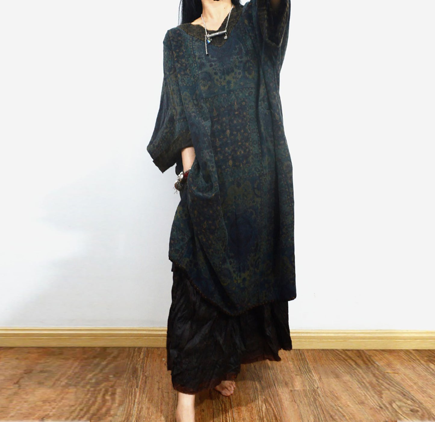 Reversible Loose Fitting Printed V-neck Mud Noil Silk Dress dr0239 X190
