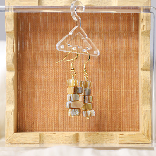edoa Oat & Caramel | Organic Texture Stacked Shell Dangle Earrings