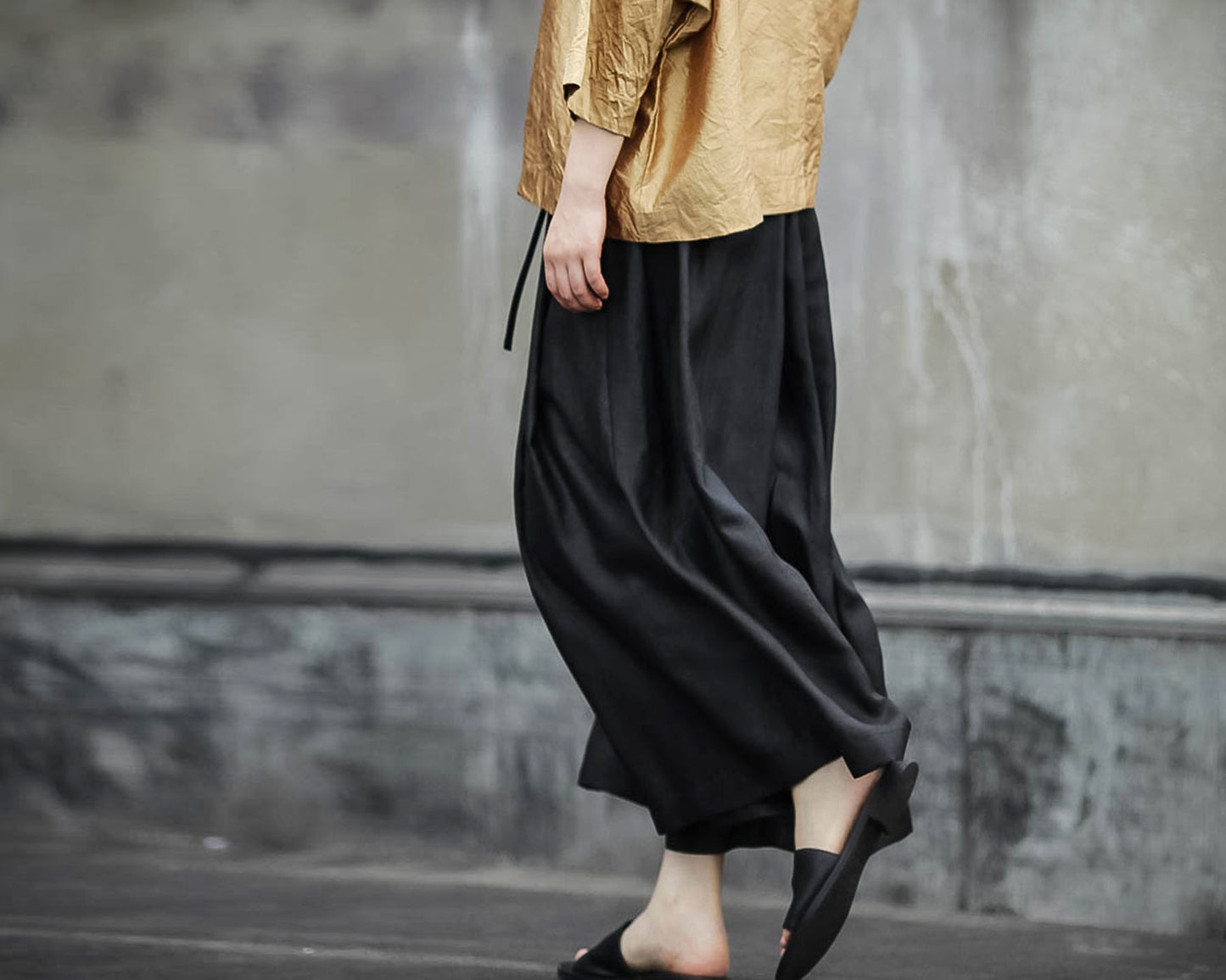 edoa Loose Fitting Mud Silk Charmeuse Pants