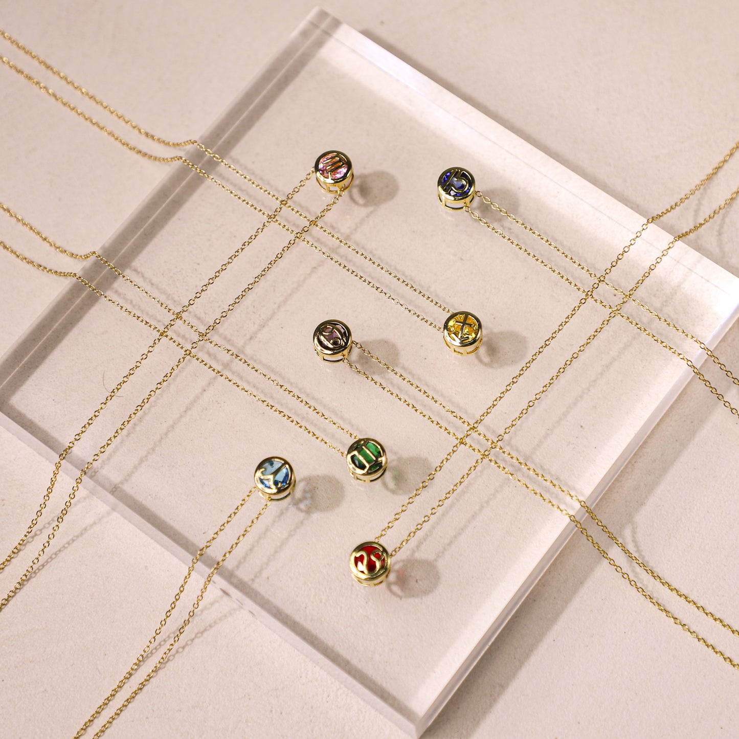 edoa Dainty Minimalist Zodiac Birthstone Necklace