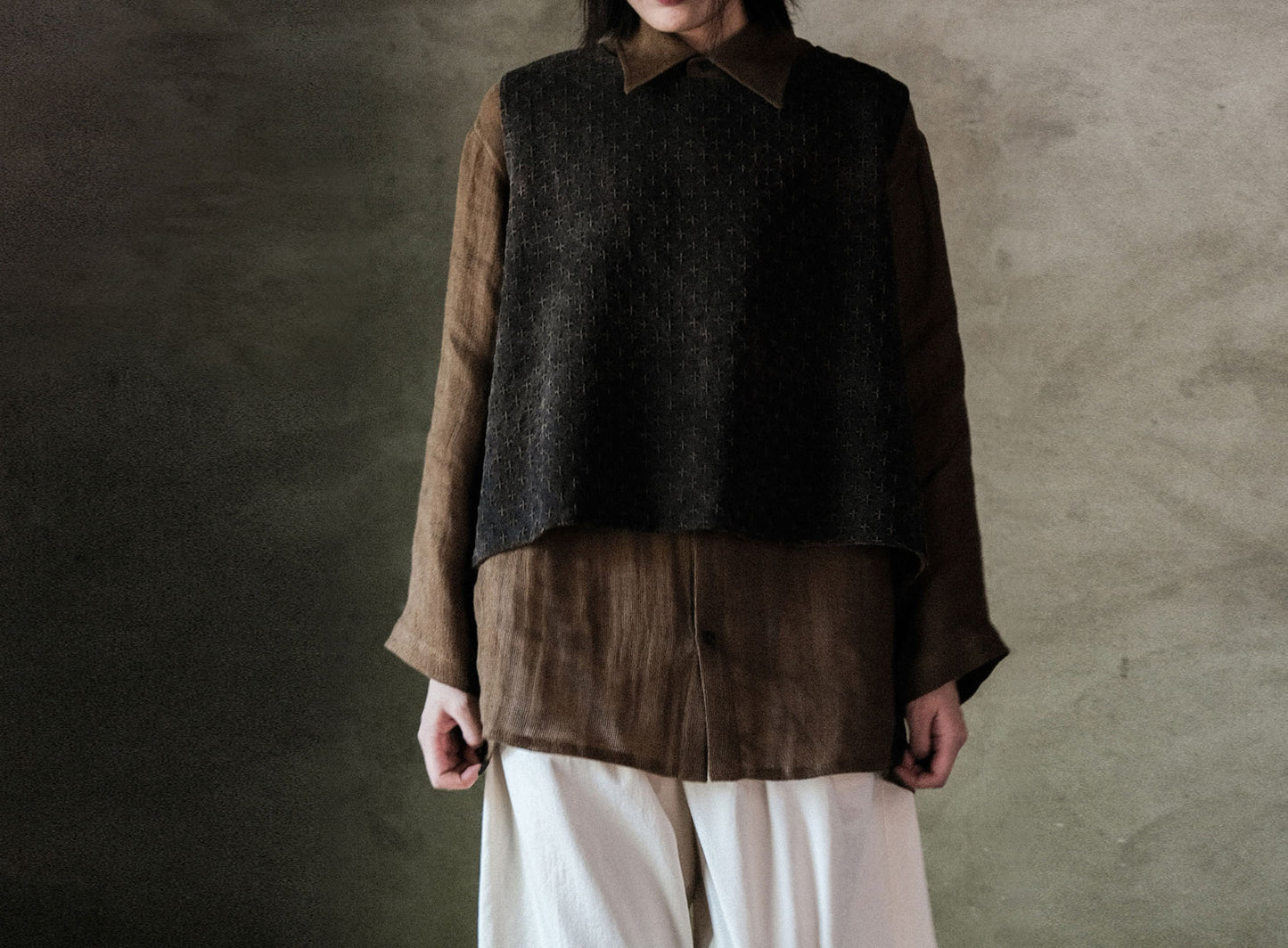 edoa Reversible Mud Tussah Silk jacquard Vest
