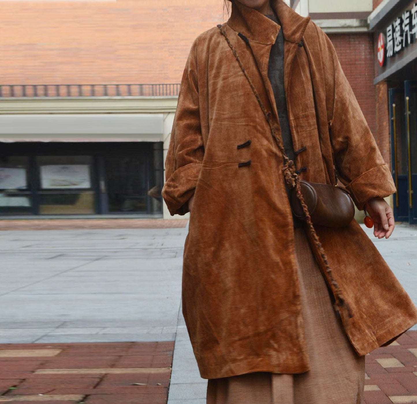 edoa Mud Tussah Silk Corduroy Long Coat 