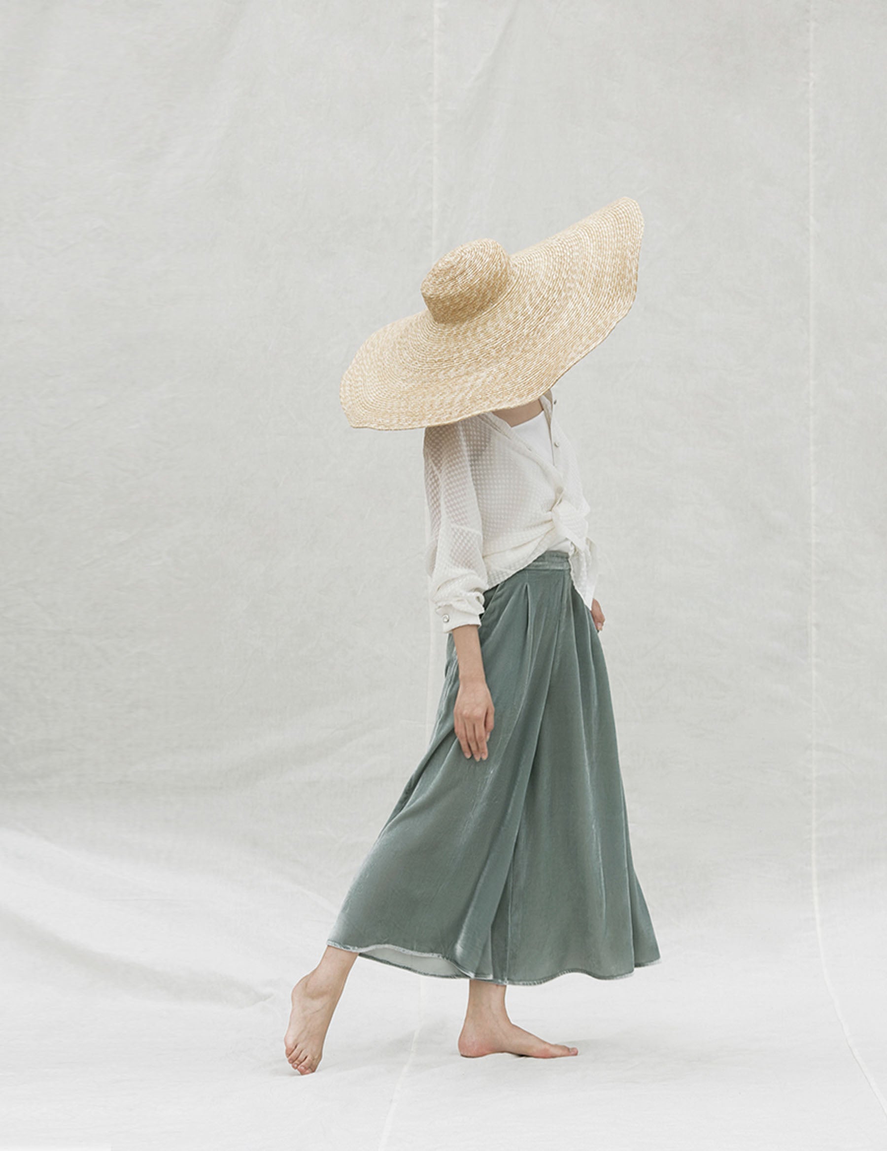 edoa Silk Velvet Wide Leg Pants
