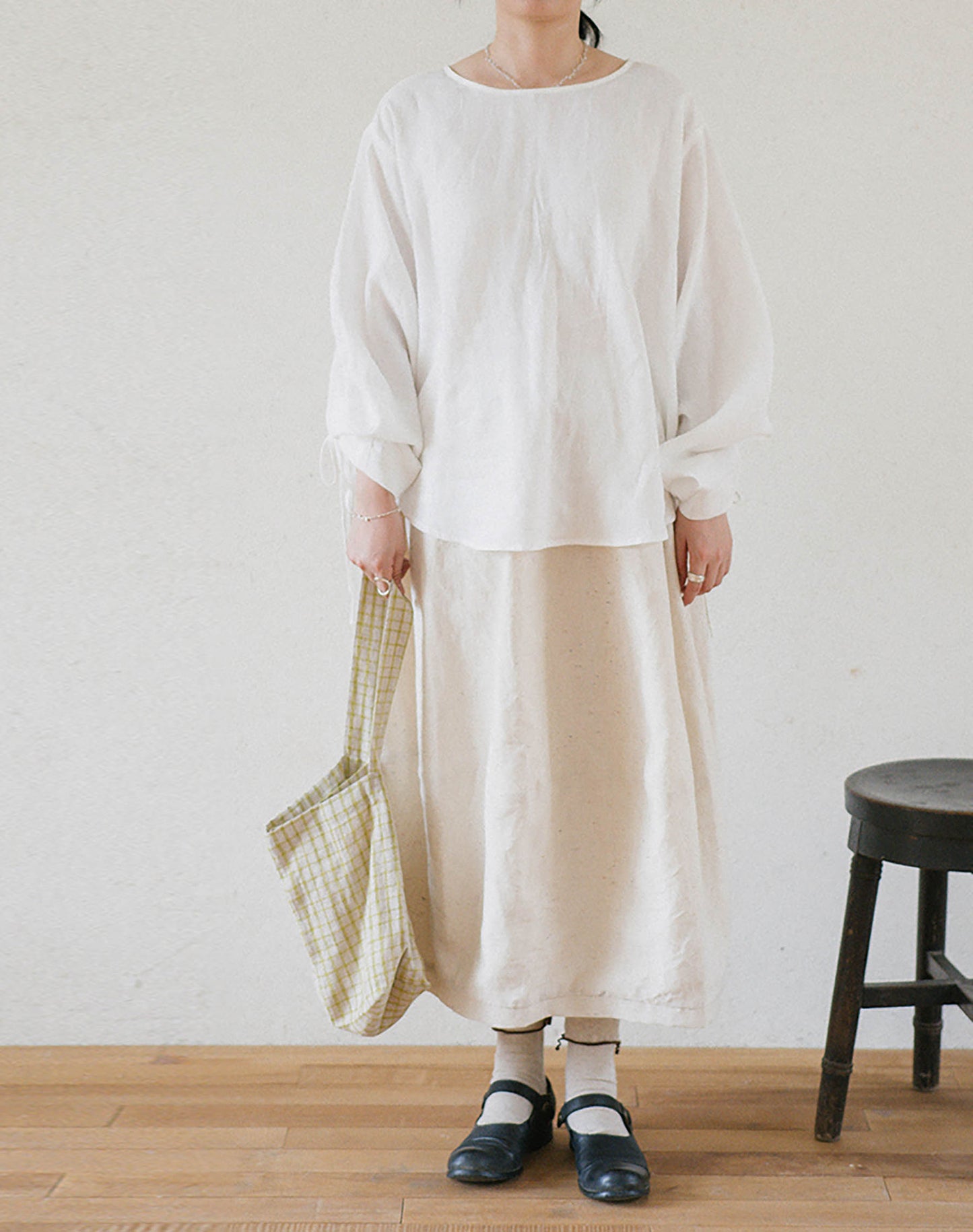 edoa Linen Blouse with Drawstring Sleeves