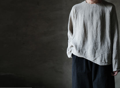 edoa Flaxl Linen Asymmetric Long Sleeve Top