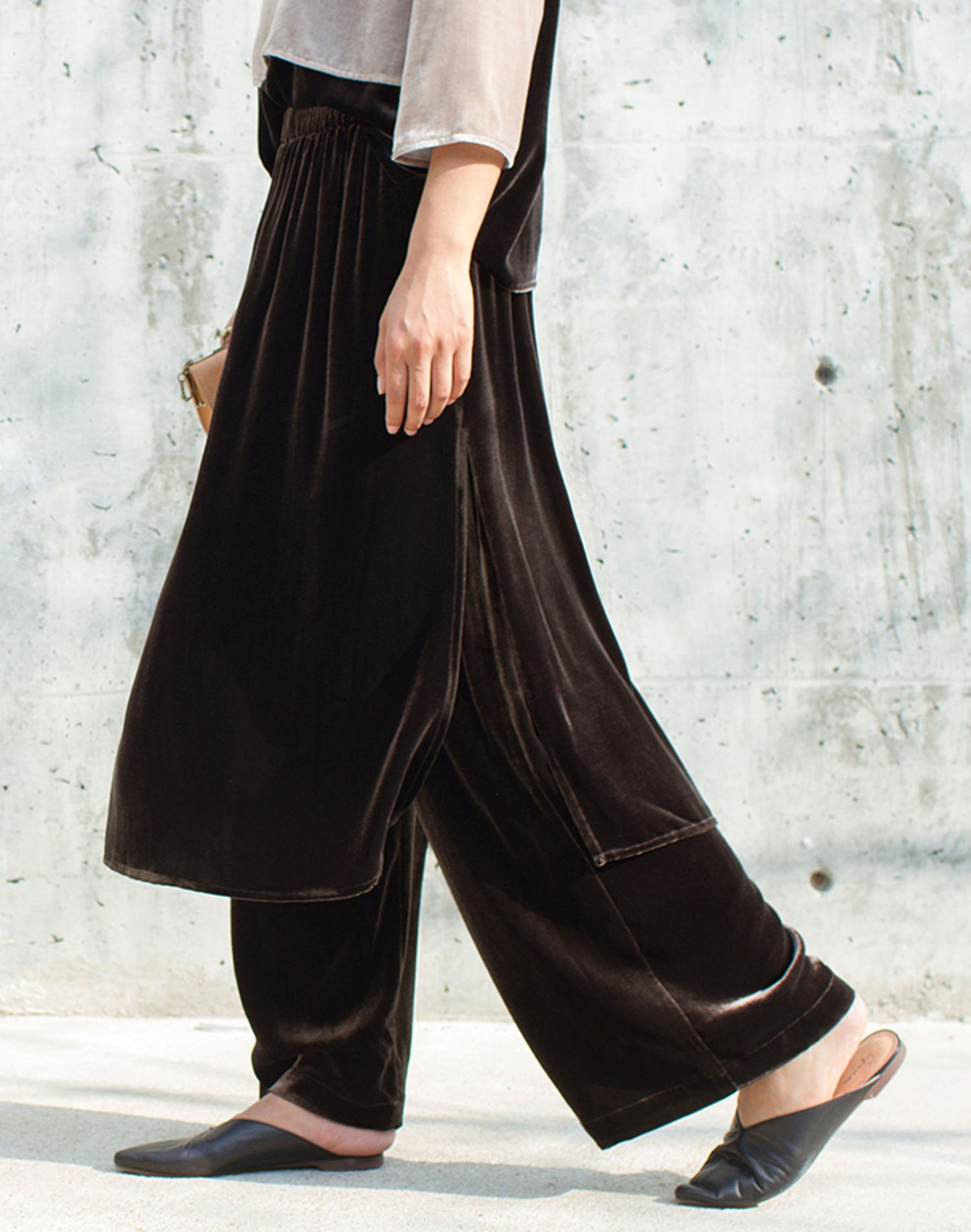 edoa Silk Velvet Skirt Pants 