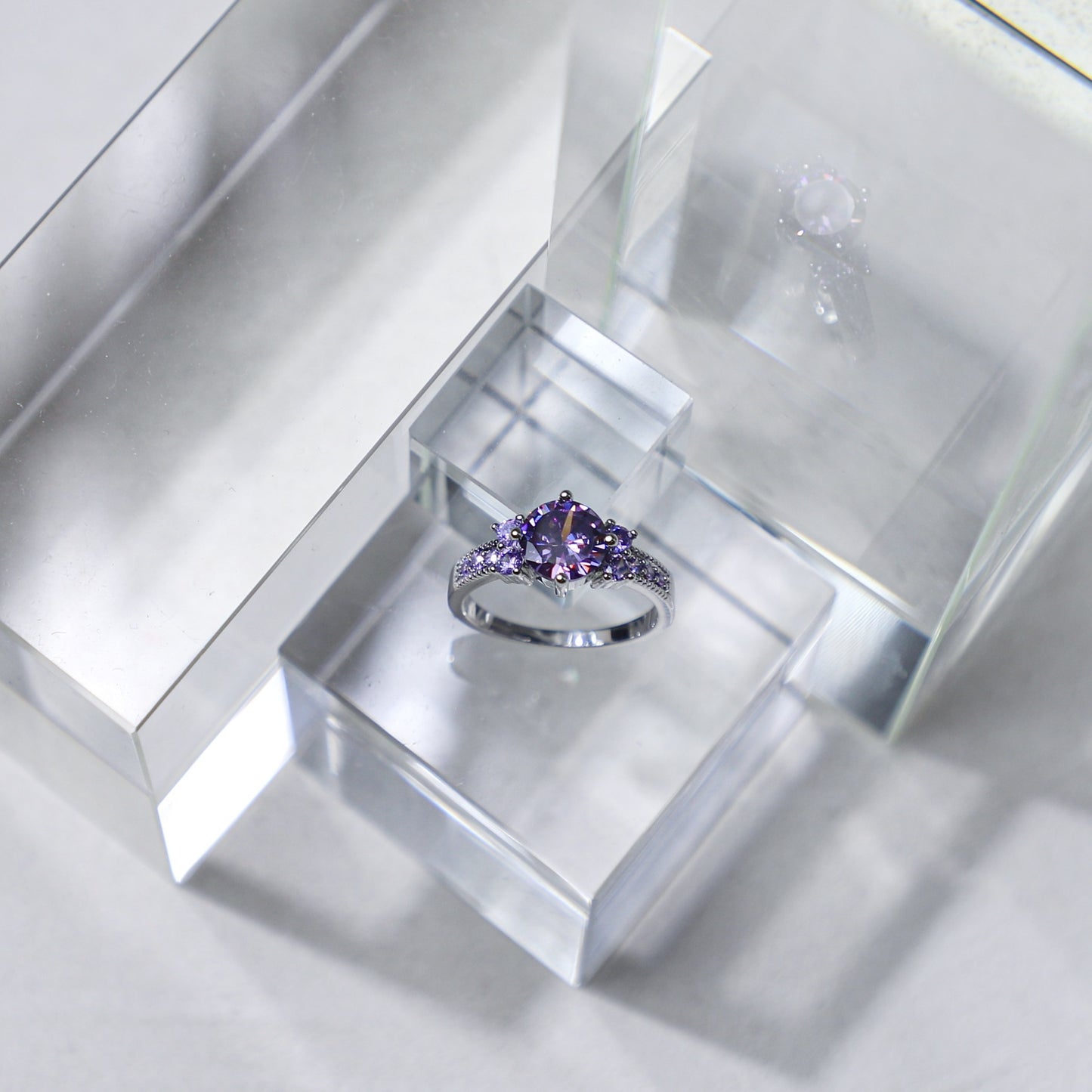 edoa Minimalist Dainty Pavé Birthstone Ring