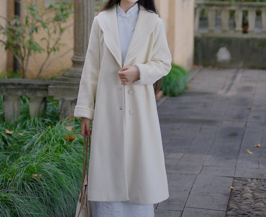edoa Wool Vinitage Victorian Coat