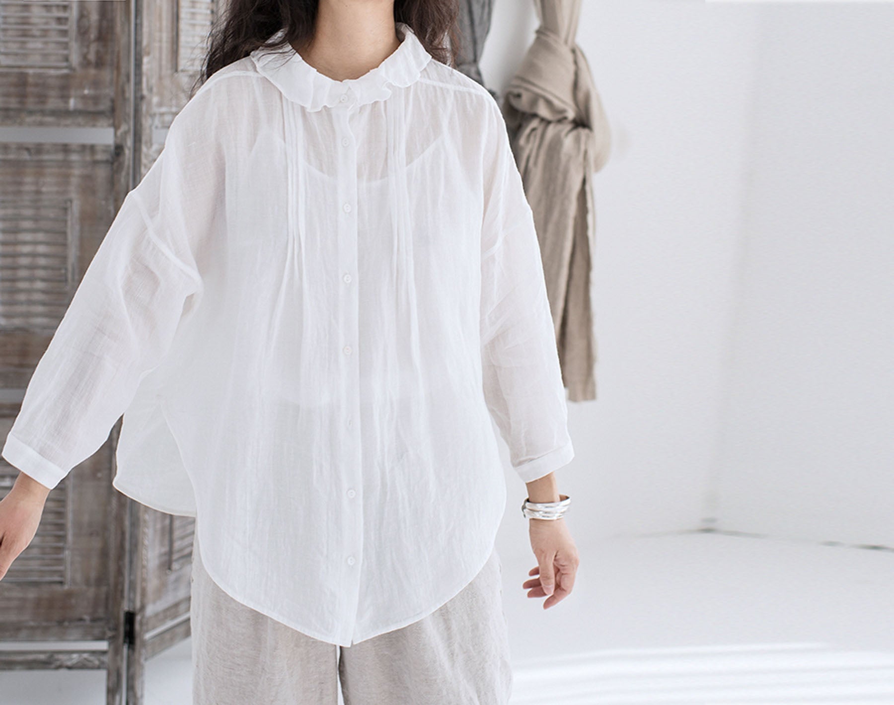 edoa High Counted Crinkled Ramie Victorian Shirt 