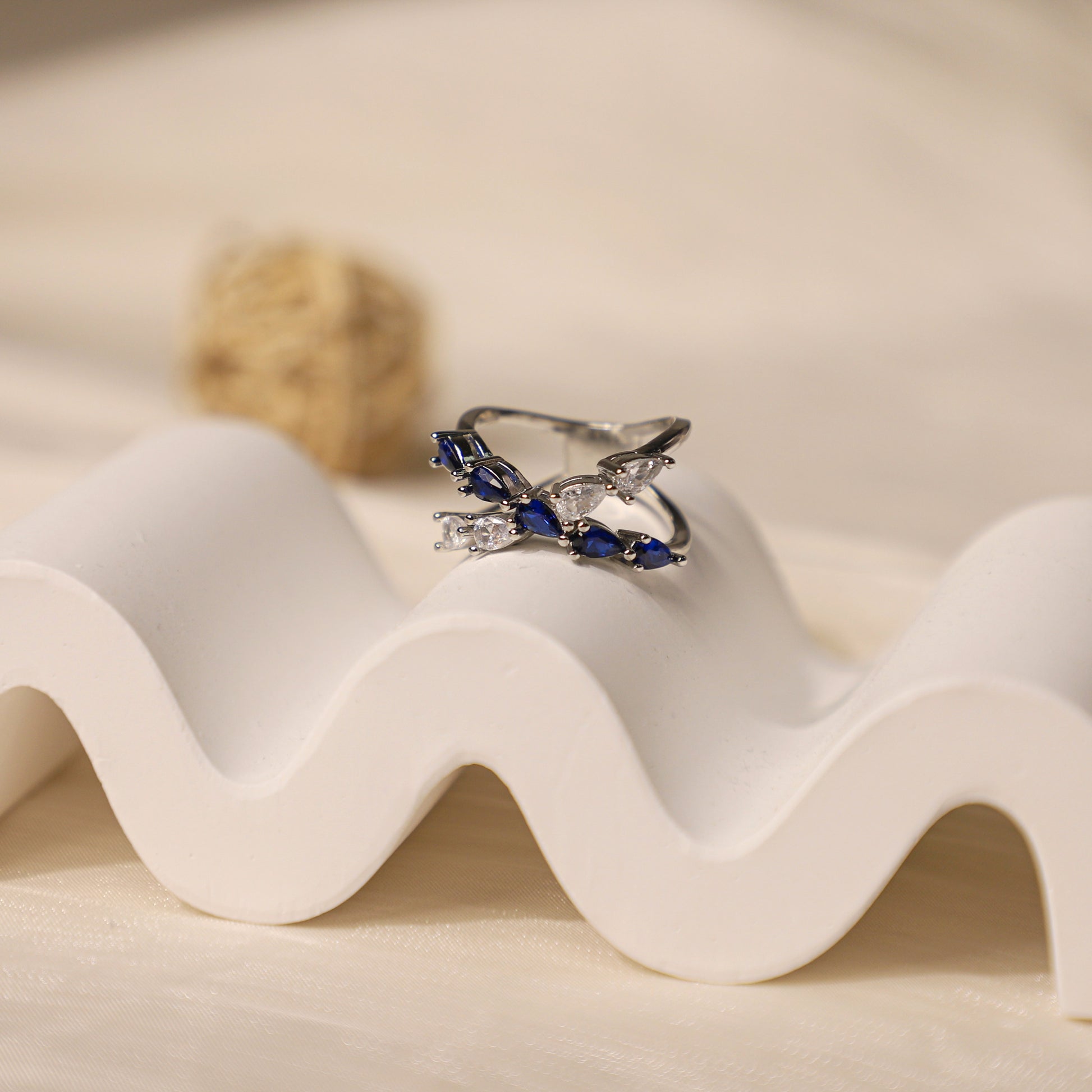 edoa Modernist Duo Water Wave Ring