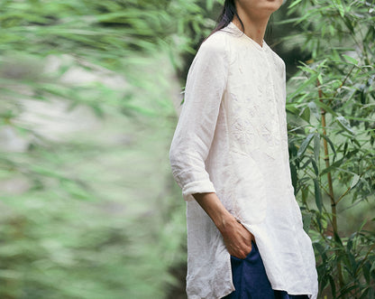 edoa Washed Linen Blouse Decored with Toned Dupioni Hand-sewn Applique' 