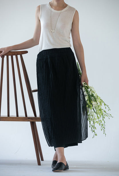 edoa Thin Silk Cotton Blend Pin tucked Apron Pants