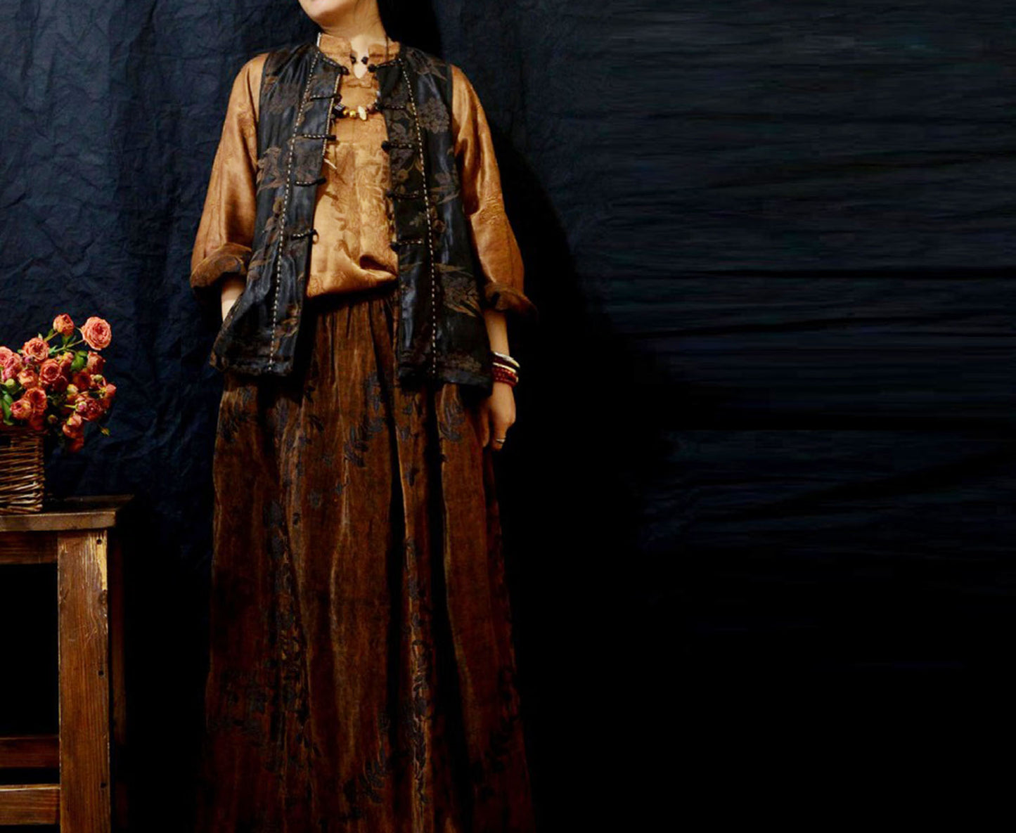 edoa Reversible Mud Silk Rayon Blend Jacquard Chinese Vest 