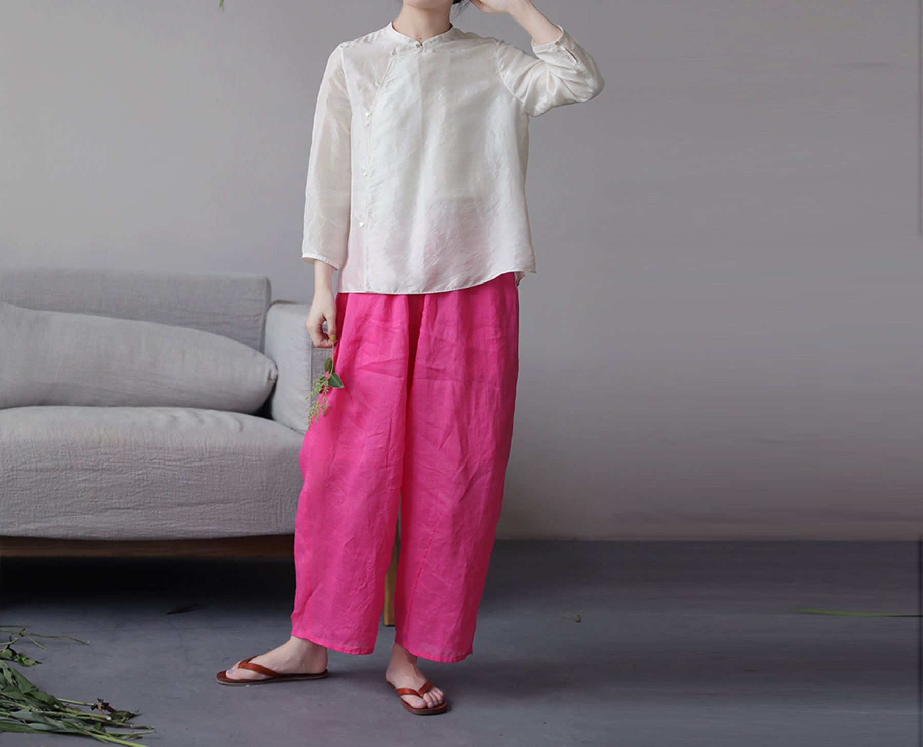 edoa High Counted Ramie Crop Pants