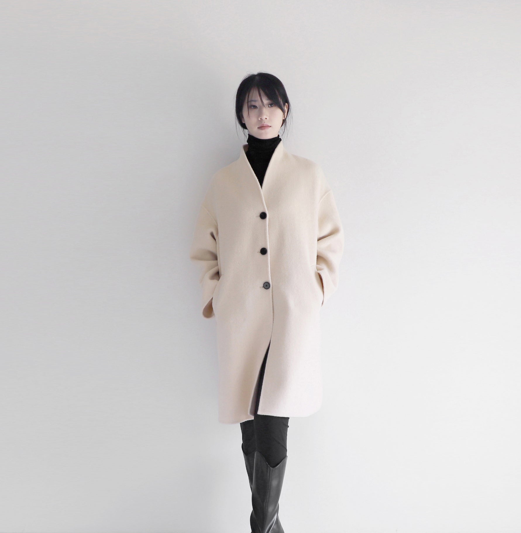 edoa white double faced wool coat