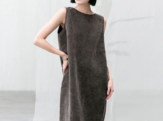 edoa Cracked Mud Silk Sleeveless Coccon Dress
