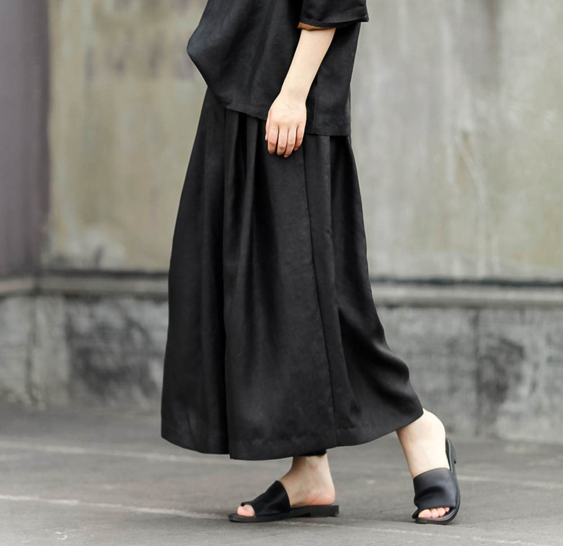 edoa Loose Fitting Mud Silk Charmeuse Pants