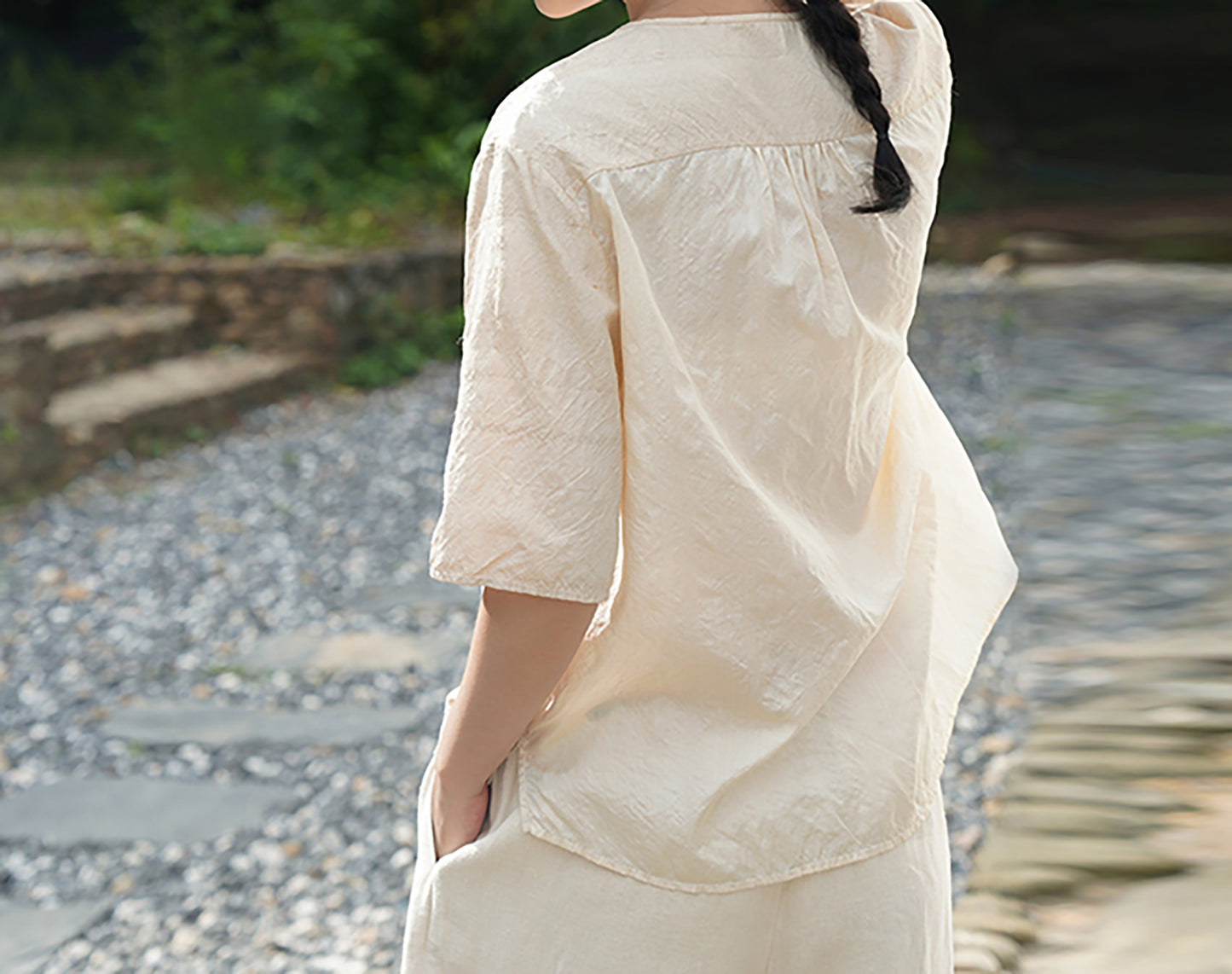 edoa Tussah Dupioni Silk V-neck Blouse