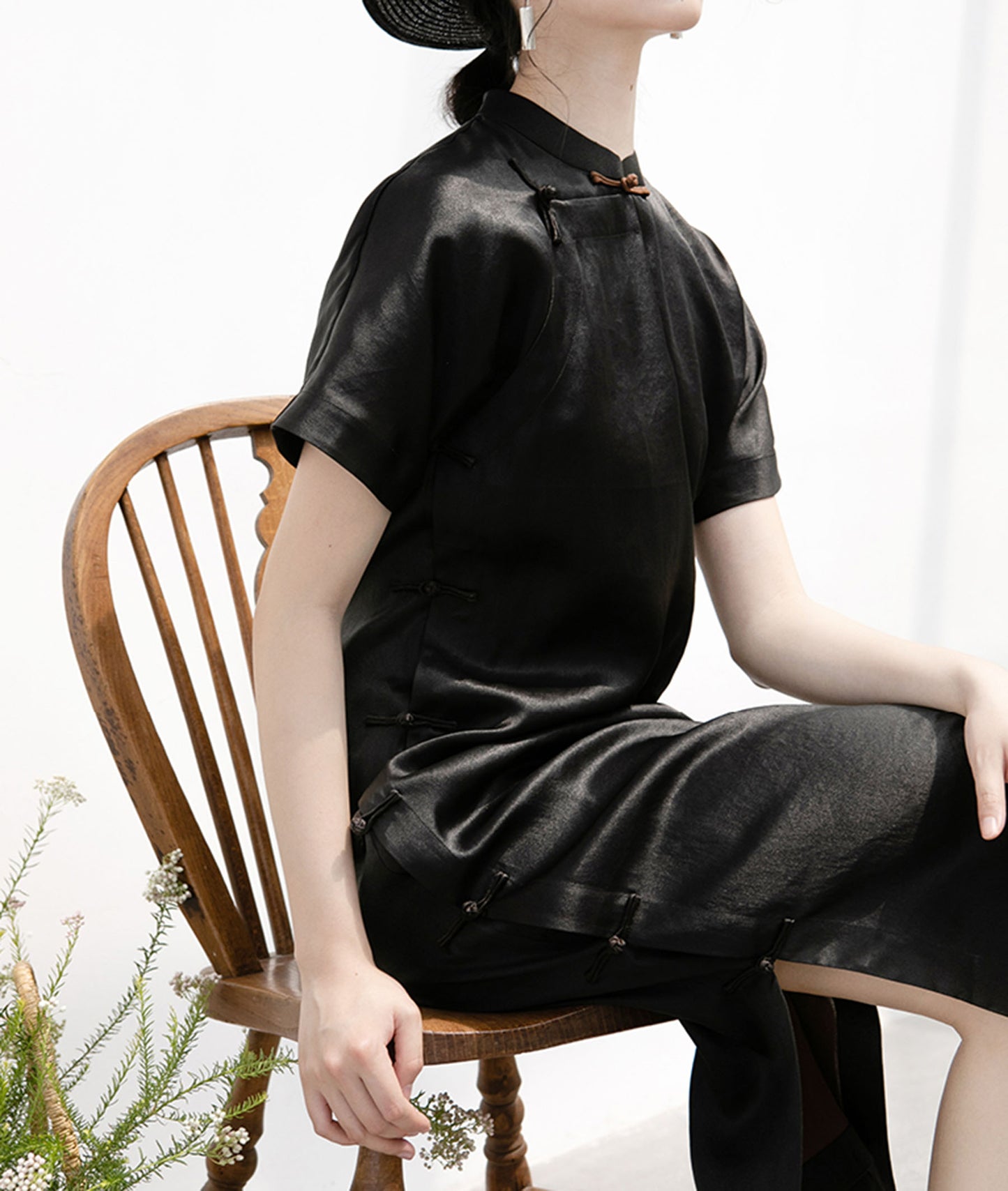 edoa Mud Silk Charmeuse Short Sleeves Qipao
