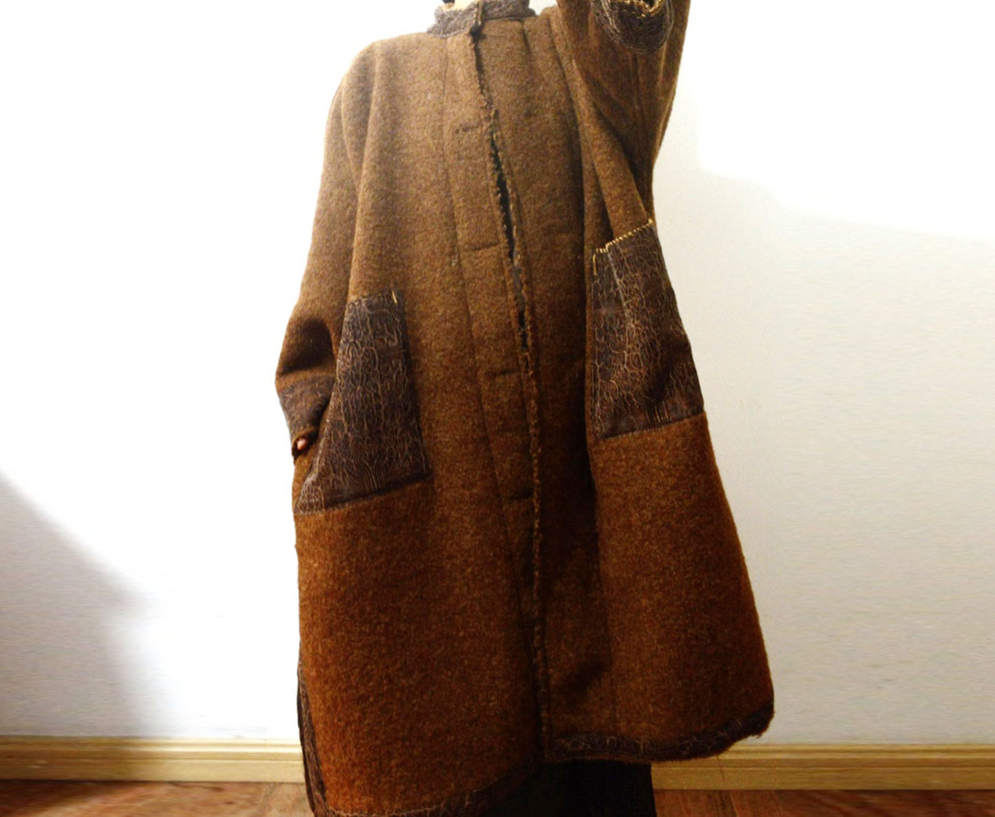 edoa Reversible Sherpa Wool Chinese Coat
