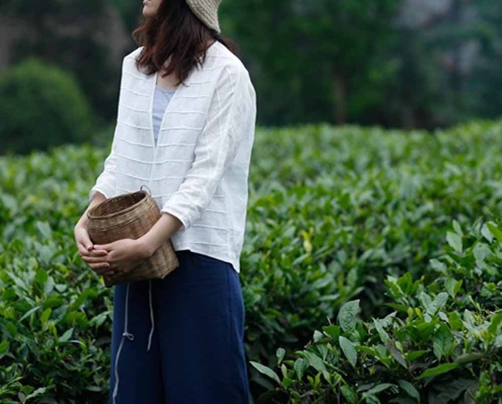 edoa Linen Pintucked Blazer