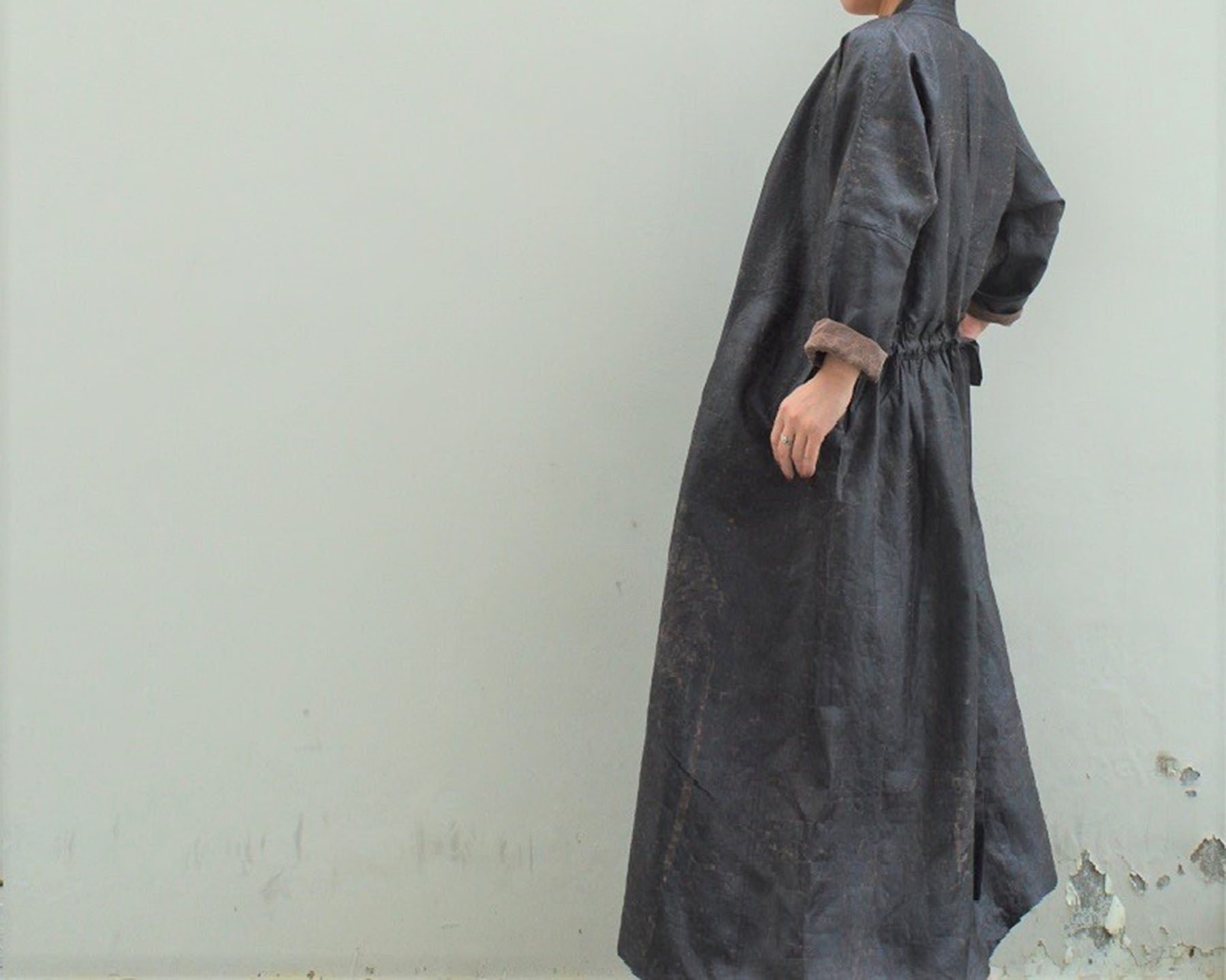 edoa Cracked Mud Silk Duster Coat 