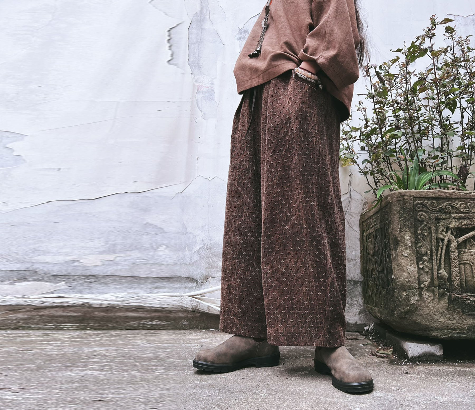 edoa Mud Tussah Silk Jacquard Pleated Pants