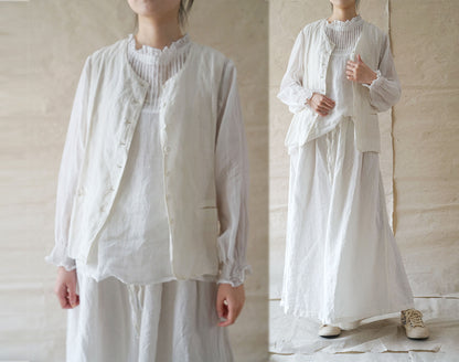 edoa Pintucked High Counted Ramie Blouse