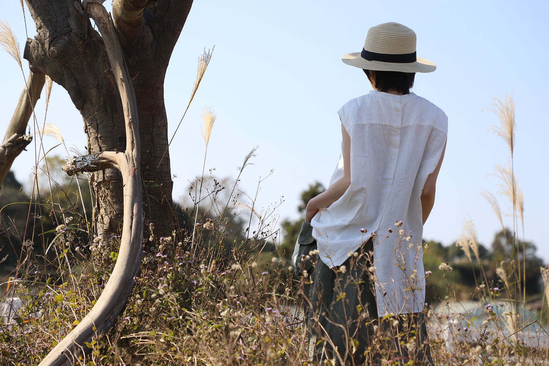 edoa White Oversized Linen Sleeveless Swing Top with Band Collar