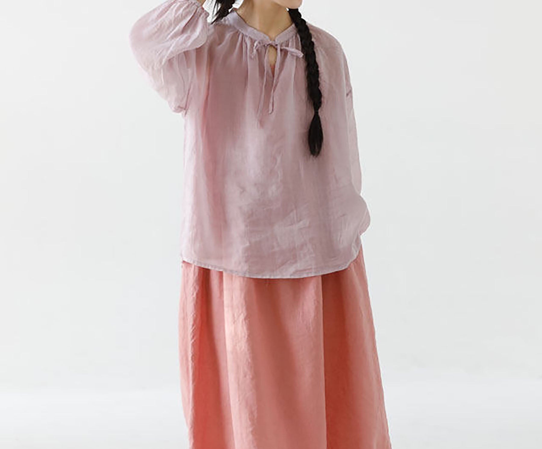 edoa High Counted Ramie Long Sleeves Blouse