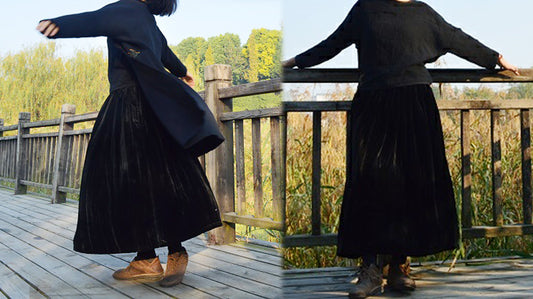 edoa Crinkled Silk Velvet Skirt