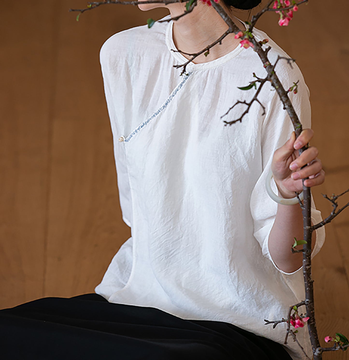 edoa White Simplicity Hemp Blouse