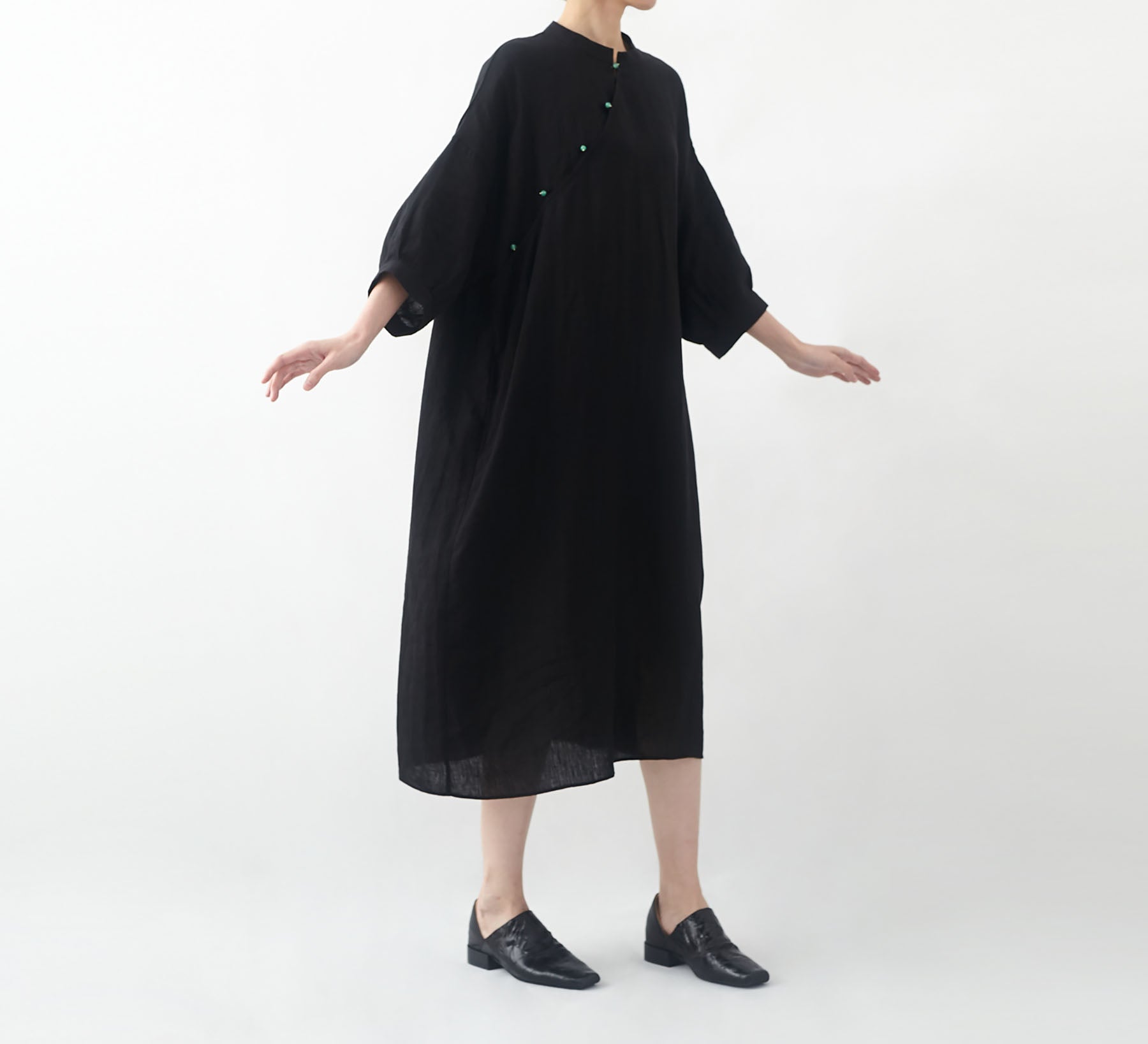 edoa Loose Fitting Linen Modified Dress
