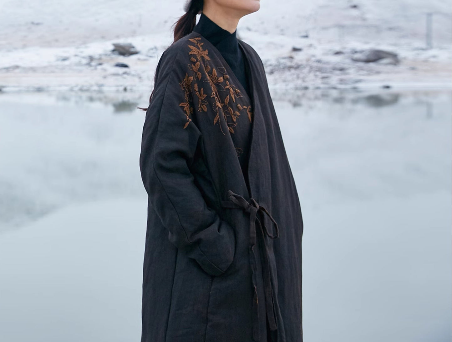edoa Mud Silk Spun Hanfu Goose Down Coat with Hand Embroidery
