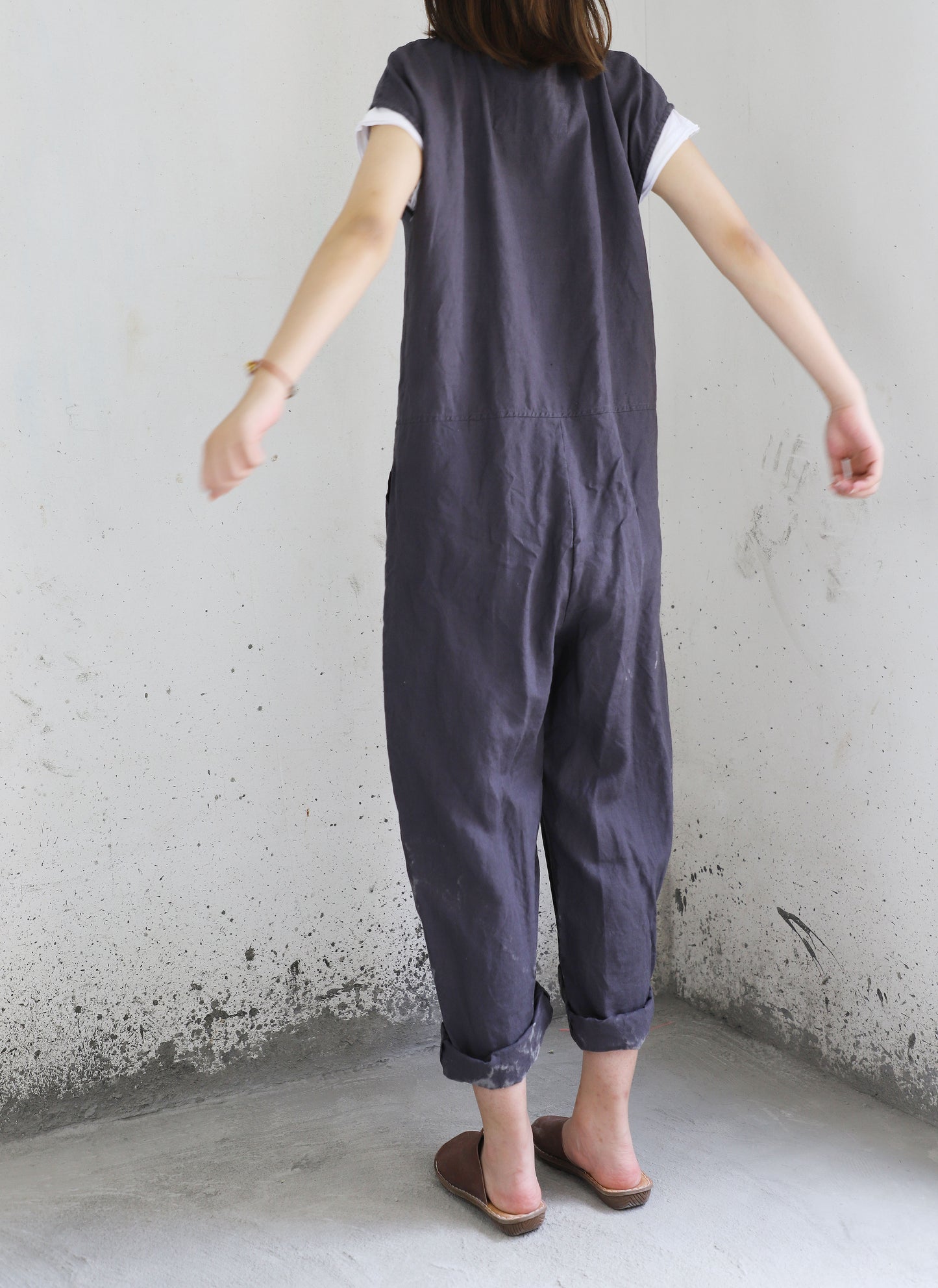 edoa Loose Fitting Linen Jumpsuit