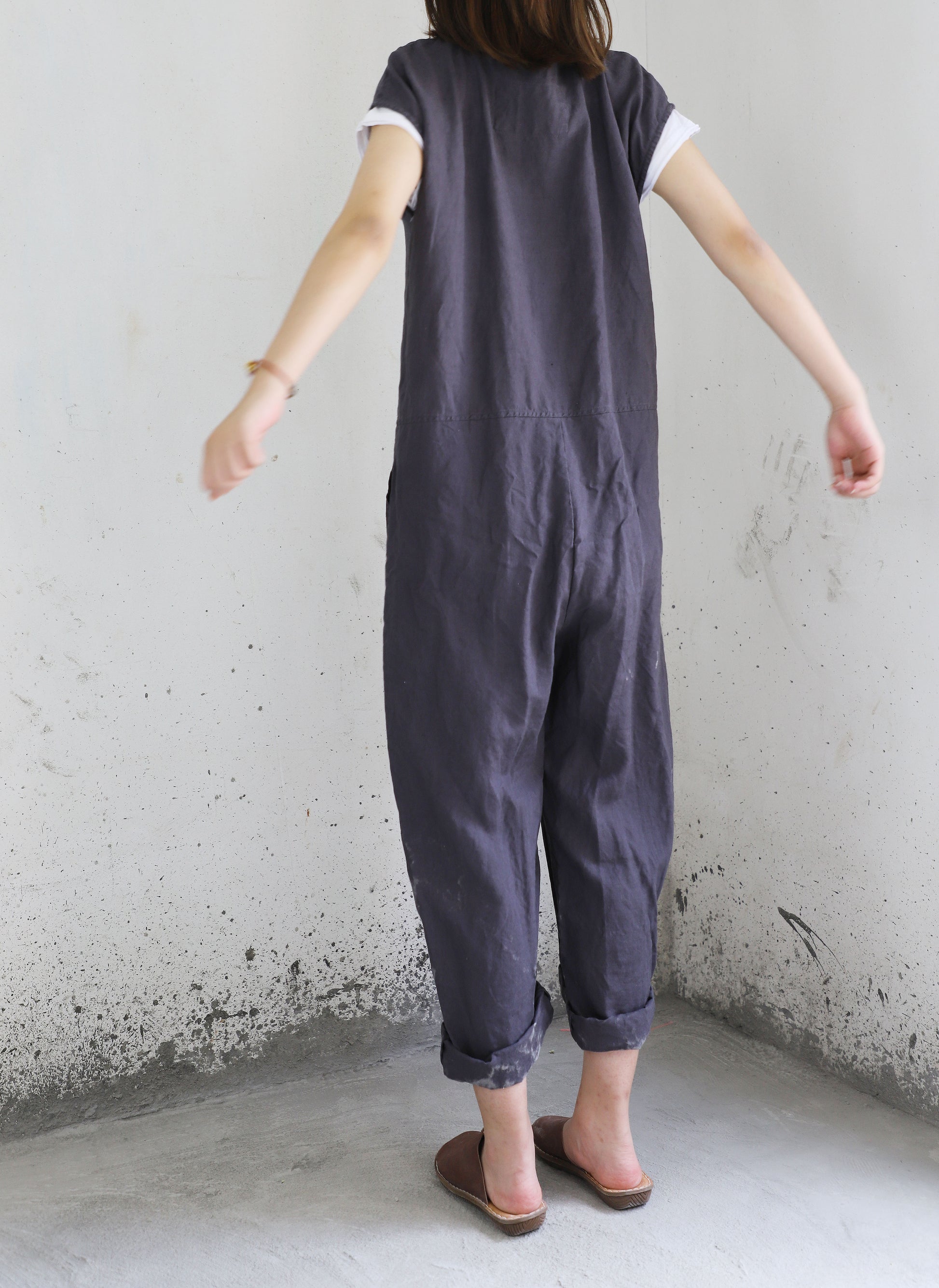 edoa Loose Fitting Linen Jumpsuit