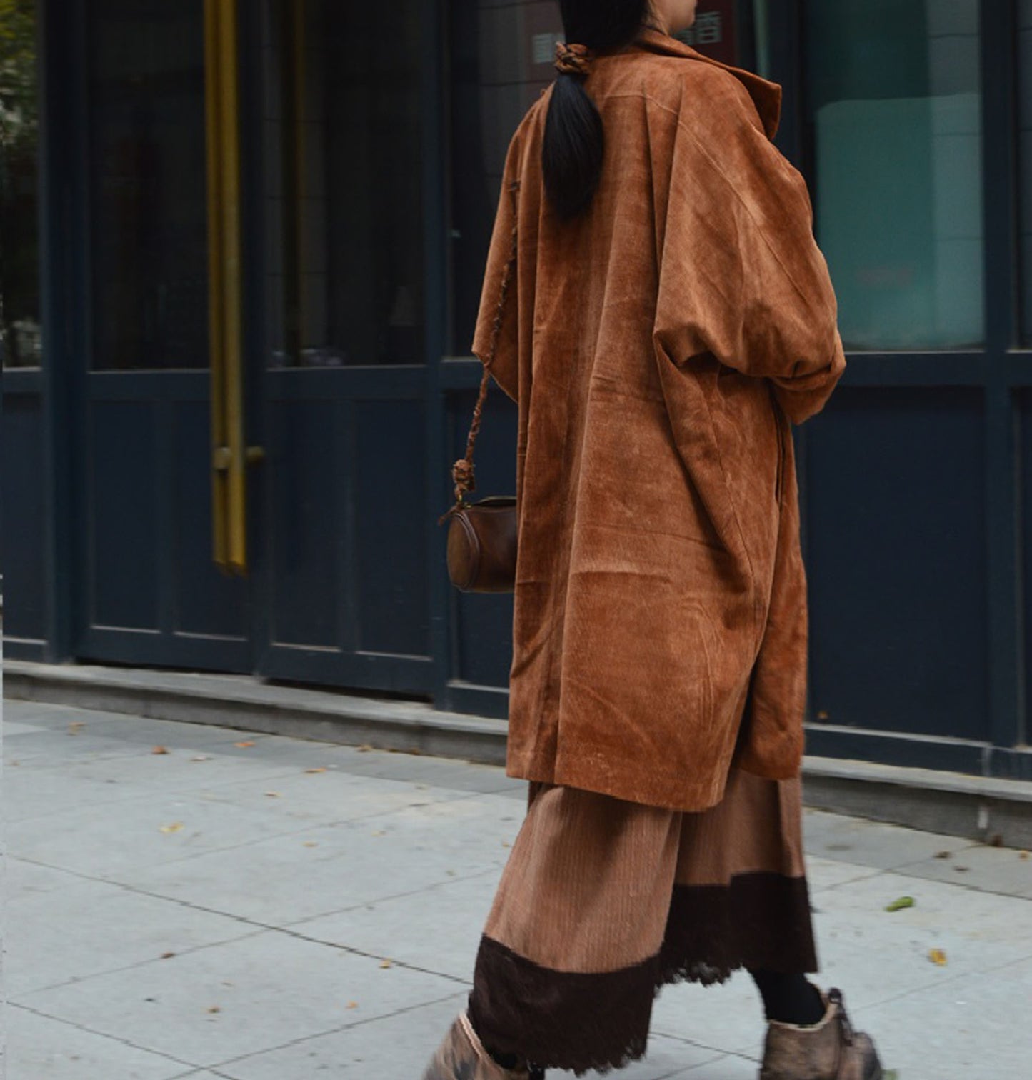 edoa Mud Tussah Silk Corduroy Long Coat 