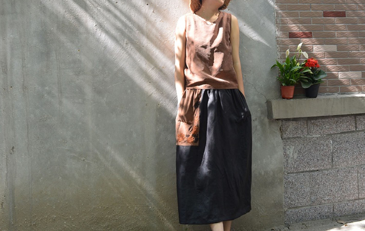 edoa Reversible Mud Silk Skirt with Hand Embroidery