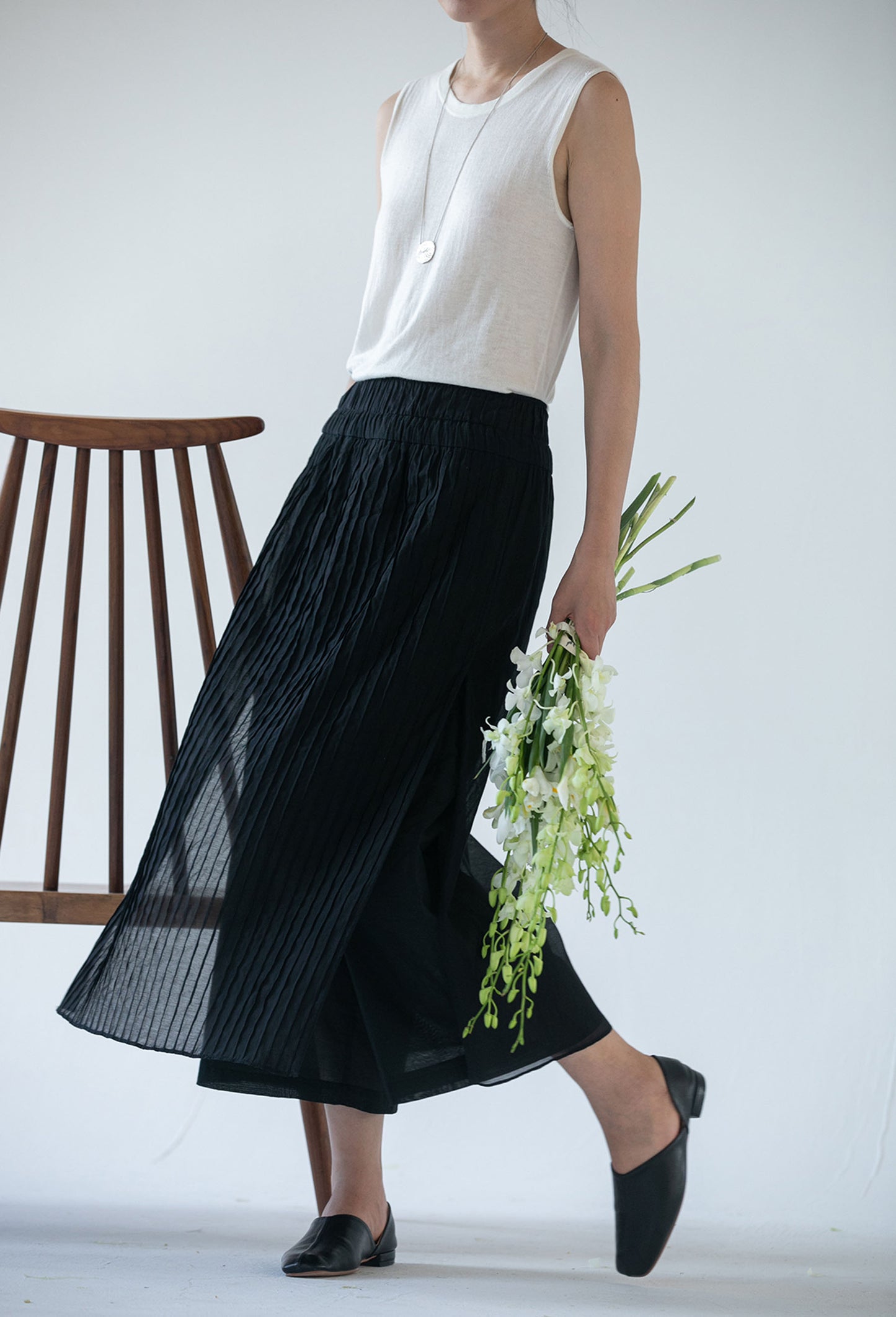 edoa Thin Silk Cotton Blend Pin tucked Apron Pants