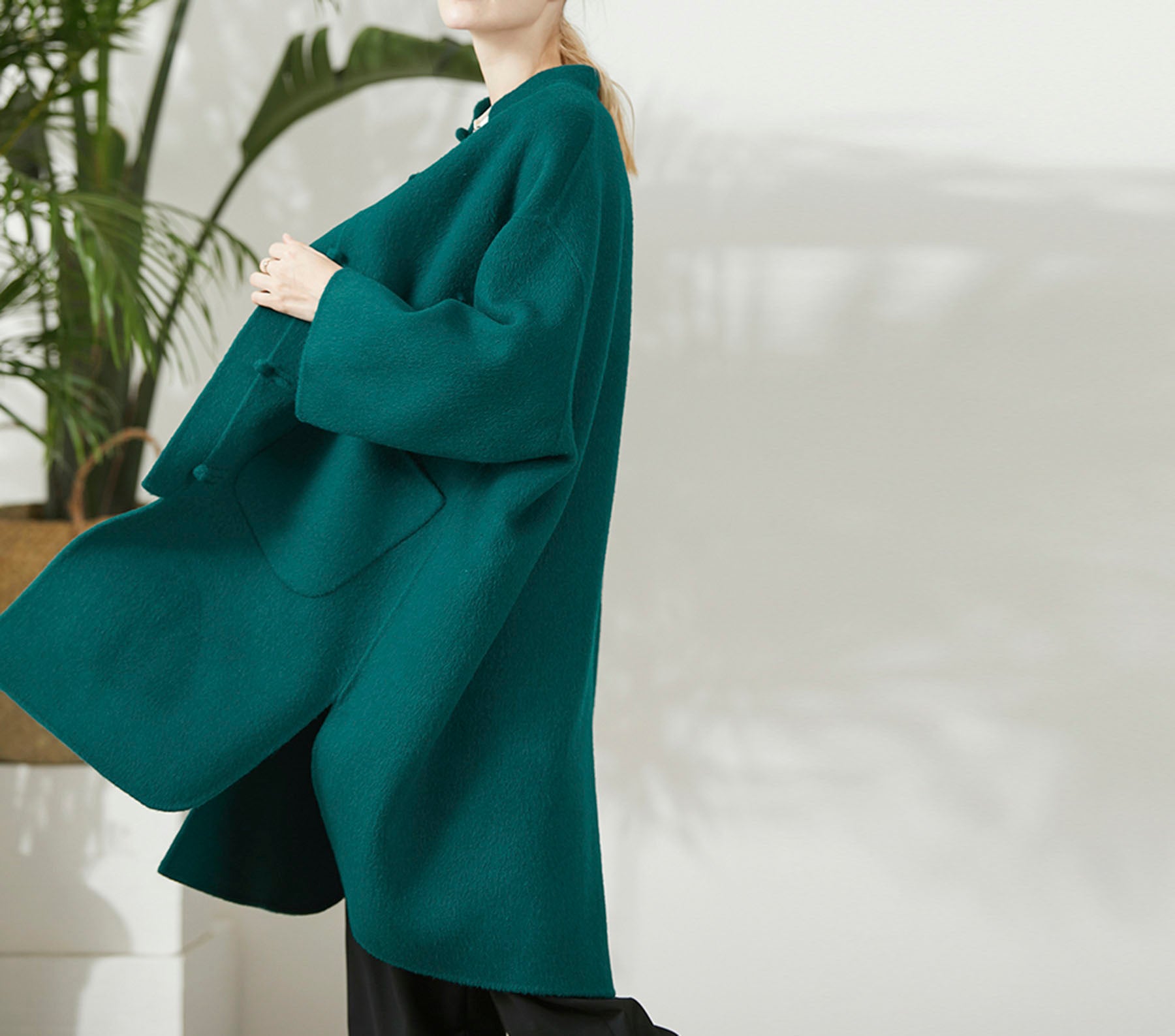 edoa Oversized Double-faced Wool Trapeze Chinese Coat 