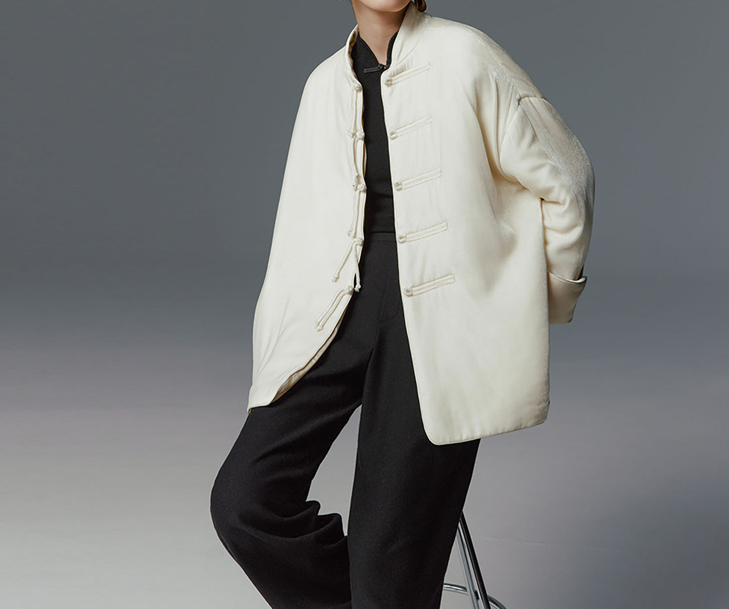 edoa Silk Velvet Quilted Crop Jacket