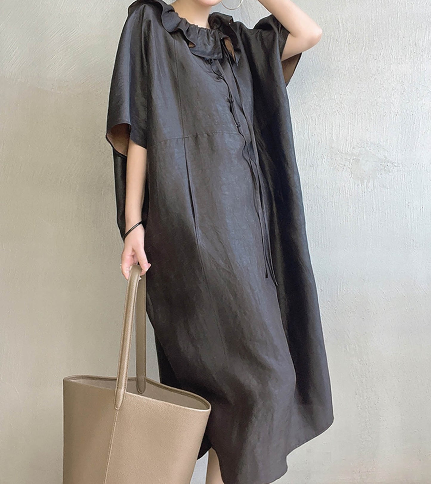 edoa Oversized Cracked Mud Silk Ruffle Neck Dress 